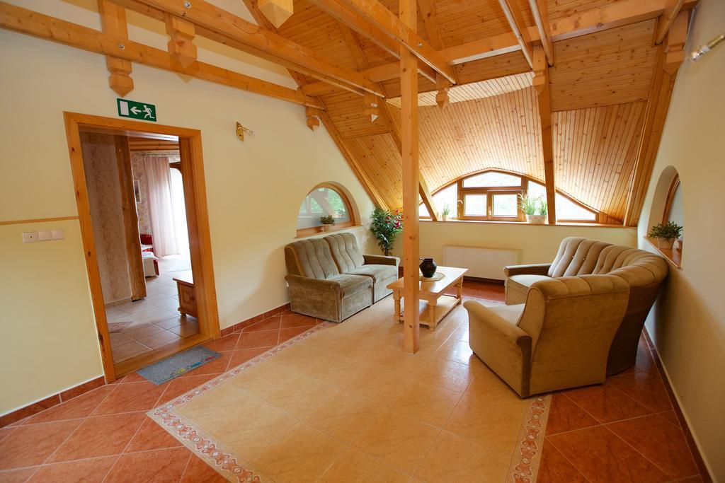 Hajdúszoboszló Harmonia Apartmanhaz מראה חיצוני תמונה