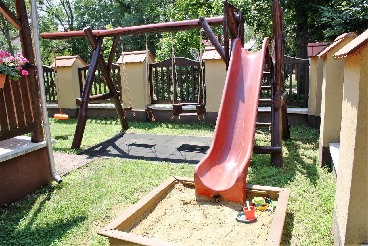 Hajdúszoboszló Harmonia Apartmanhaz מראה חיצוני תמונה